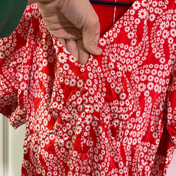 Boden NWT Red Satin Tea Dress- Size 6R - Picture 8 of 11